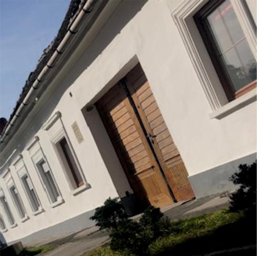 Corte Apartman Pápa Exterior photo